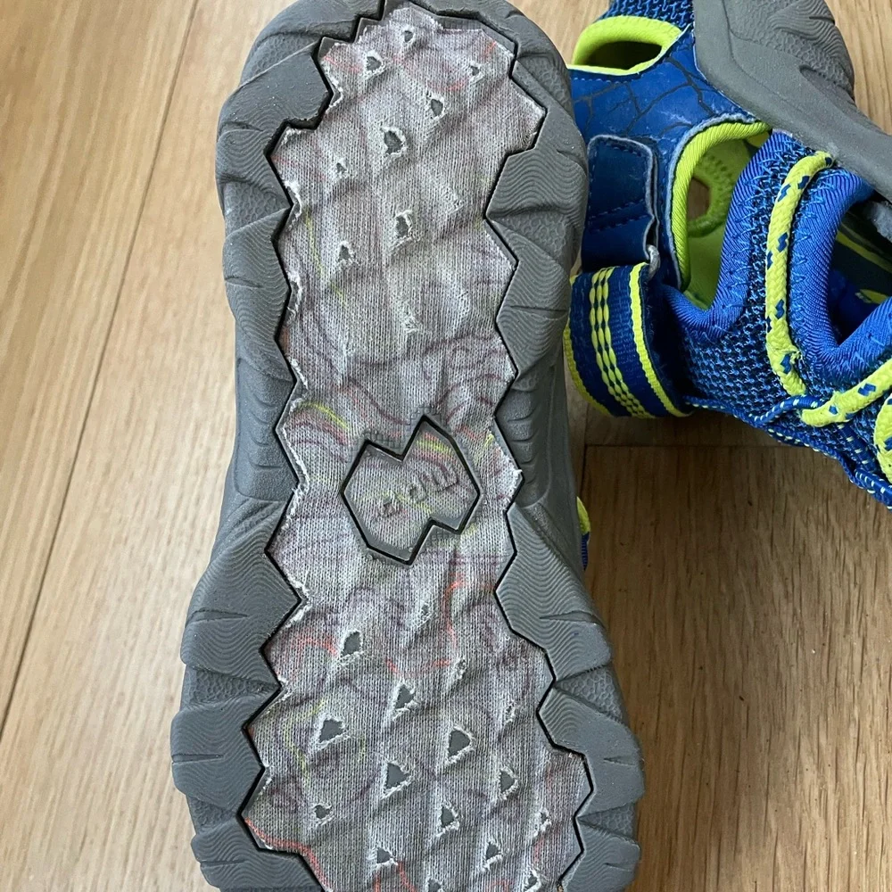 Boys Velcro Sandals size 1 - blue green